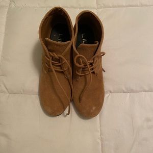 Liuid Lace Up Wedges